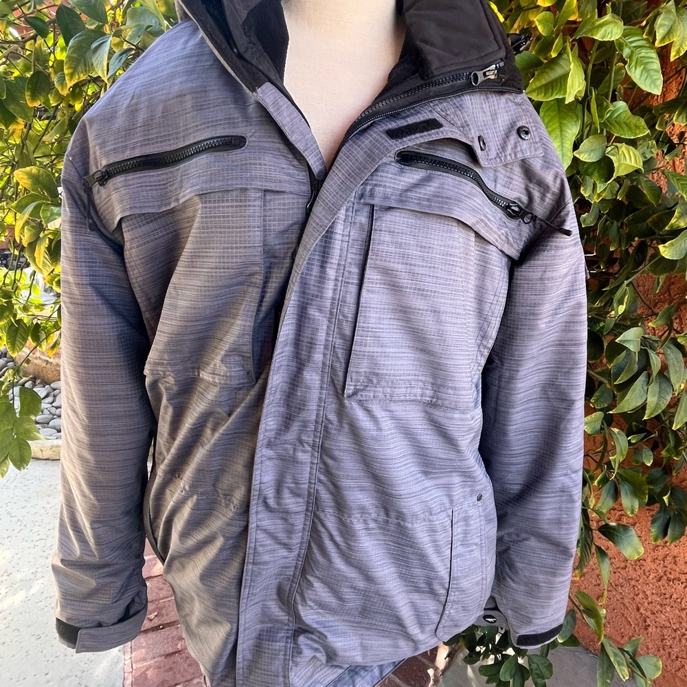 Men's Gray Jacket